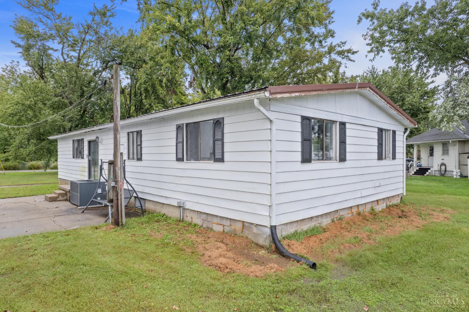 107 Thompson, Washington Twp, OH, 45171 — photo 5