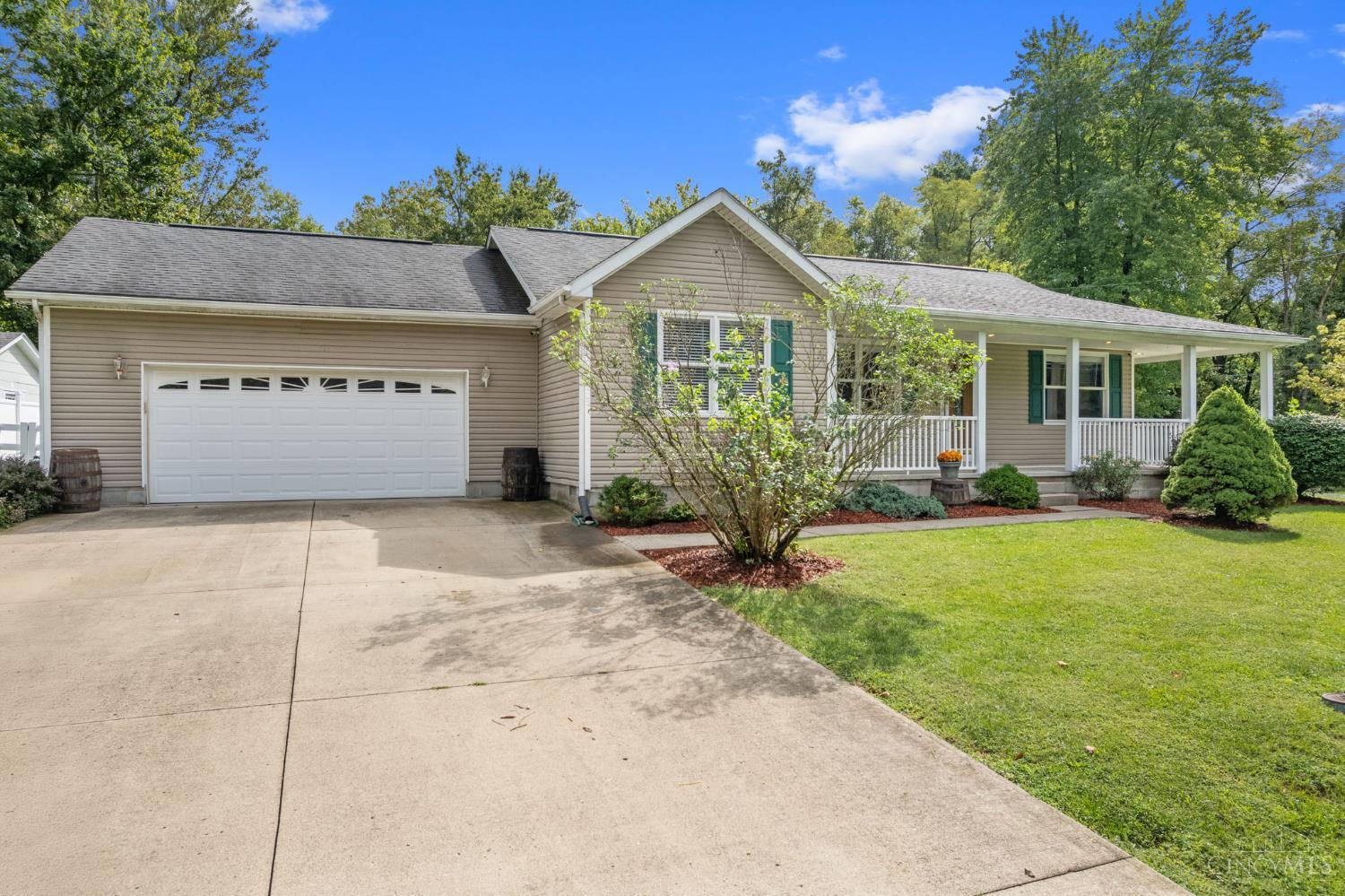 612 Grant Avenue, Pleasant Twp, OH, 45121 — photo 2