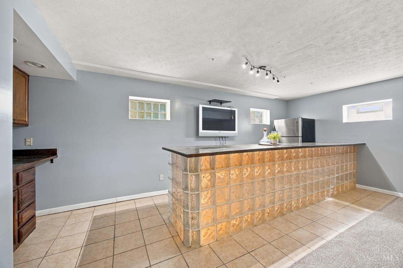 6831 Perinwood Drive, Green Twp, OH, 45248 — photo 34