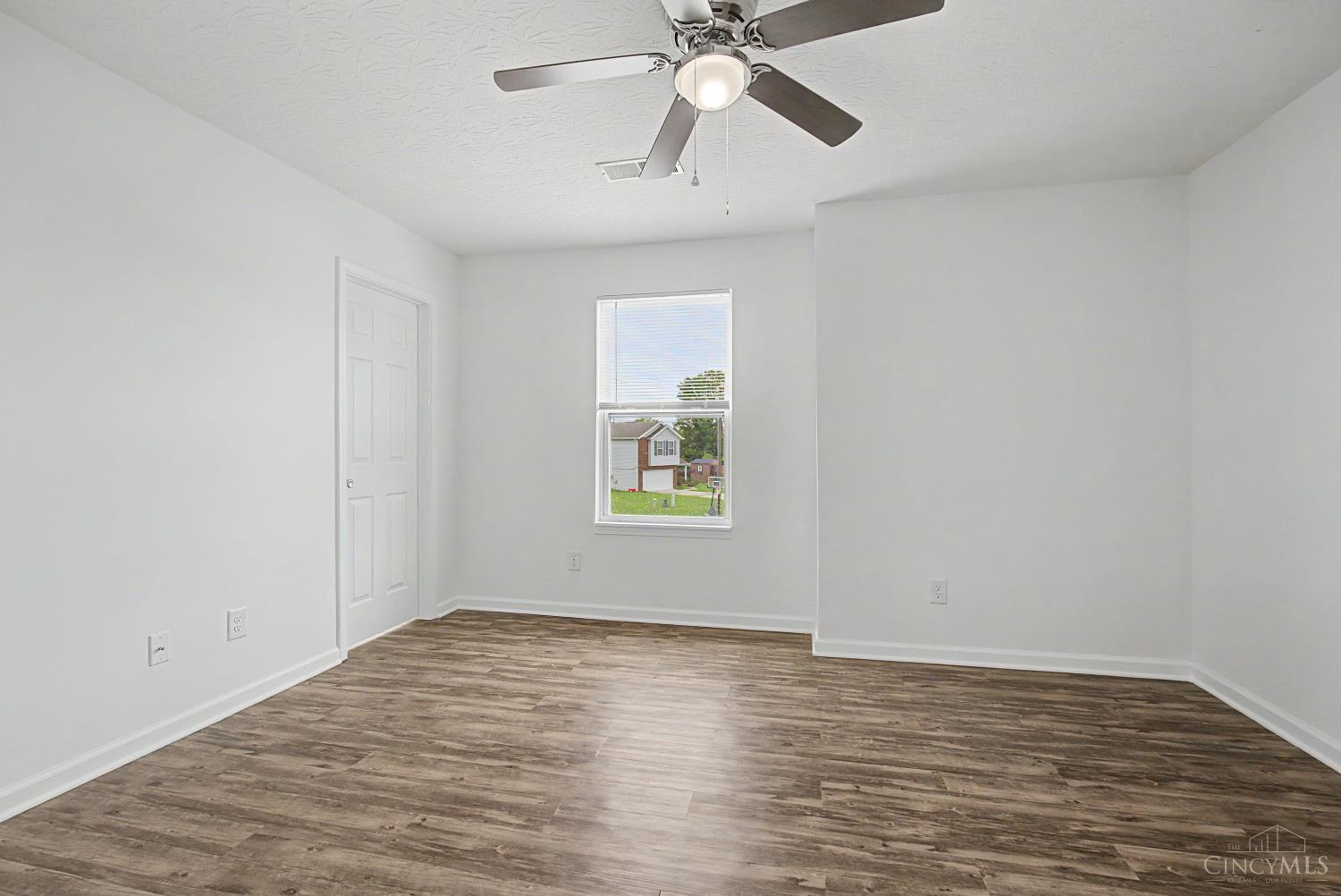 215 Wexford Drive, Monroe, OH, 45050 — photo 5
