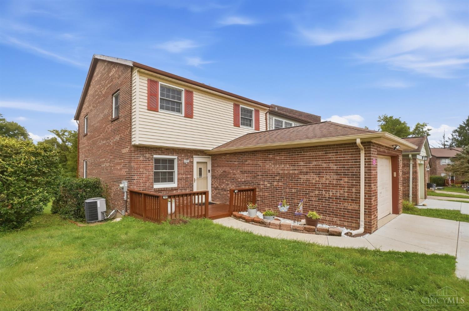 301 Heather View, Batavia Twp, OH, 45103 — photo 3