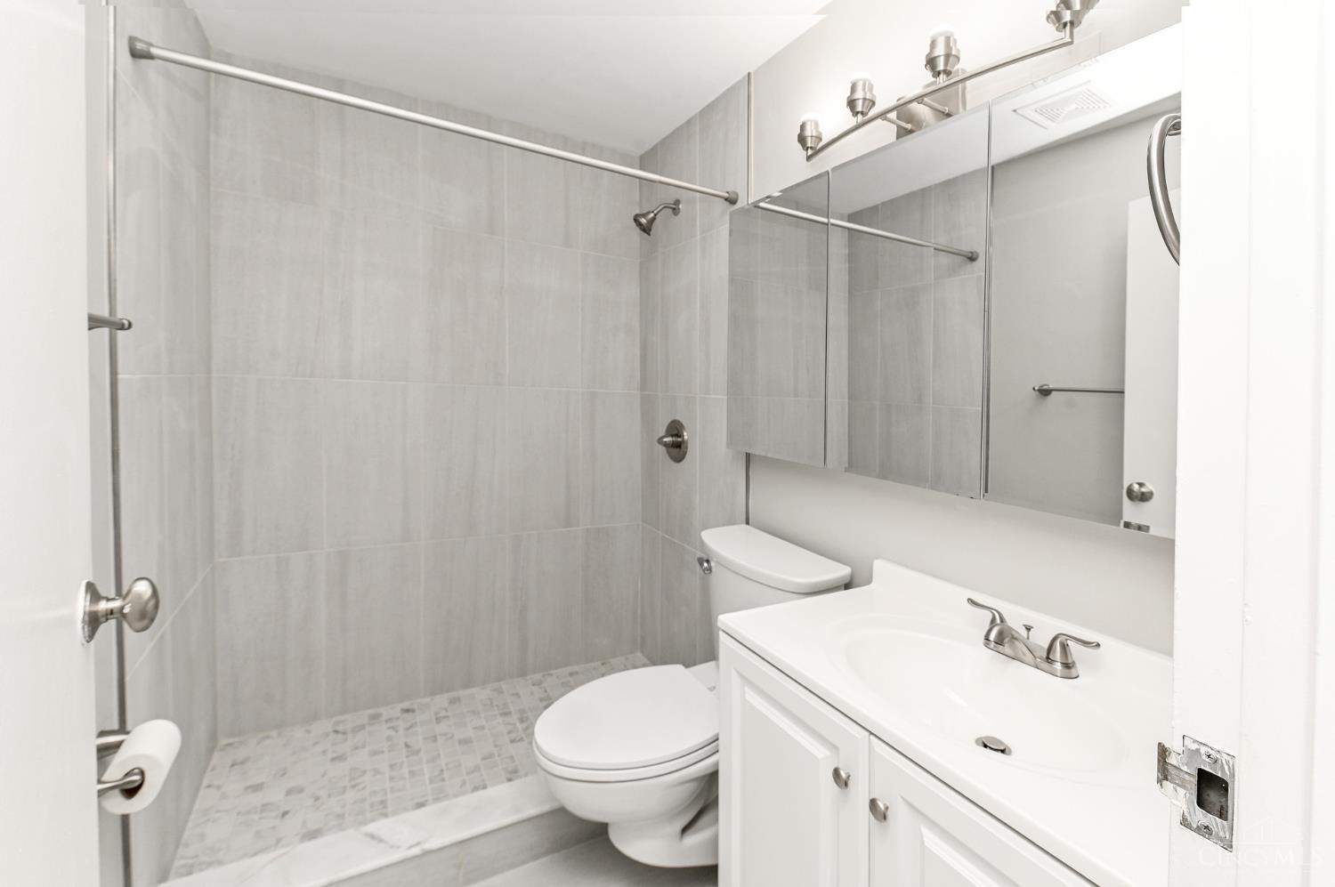 1815 Wm H Taft Road #207, Cincinnati, OH, 45206 — photo 24