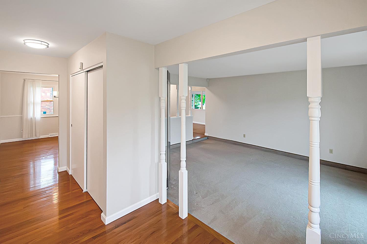 8044 Honeysuckle Lane, West Chester, OH, 45069 — photo 3