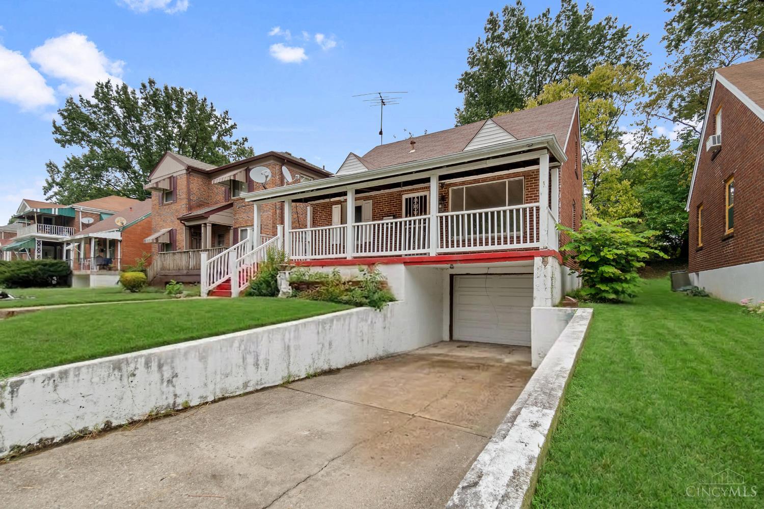5204 Lillian Drive, Cincinnati, OH, 45237 — photo 3