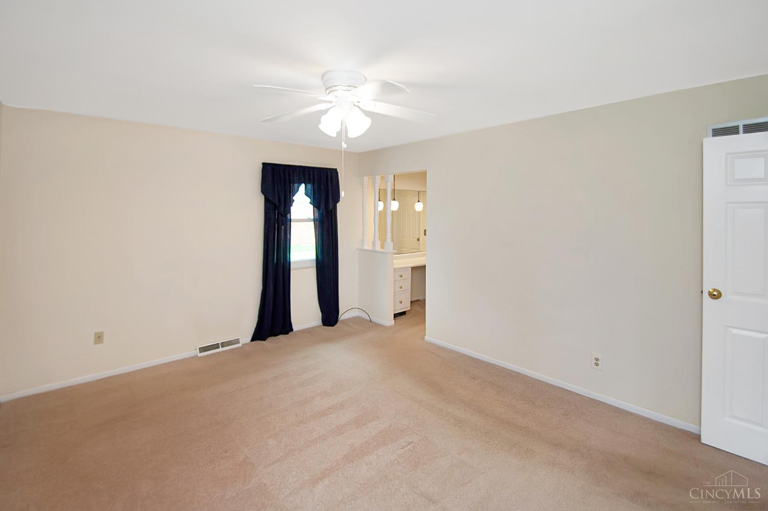 8044 Honeysuckle Lane, West Chester, OH, 45069 — photo 26