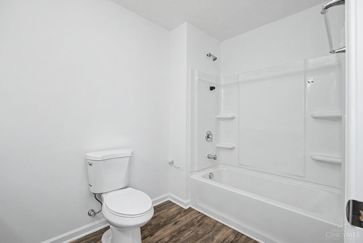 215 Wexford Drive, Monroe, OH, 45050 — photo 10