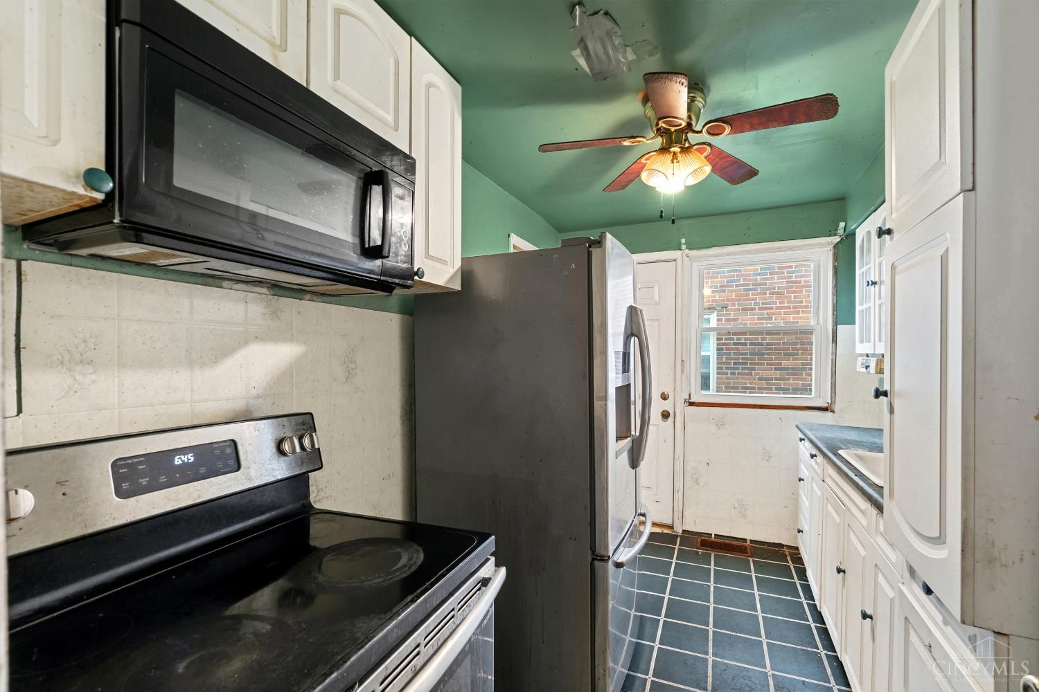 5204 Lillian Drive, Cincinnati, OH, 45237 — photo 9