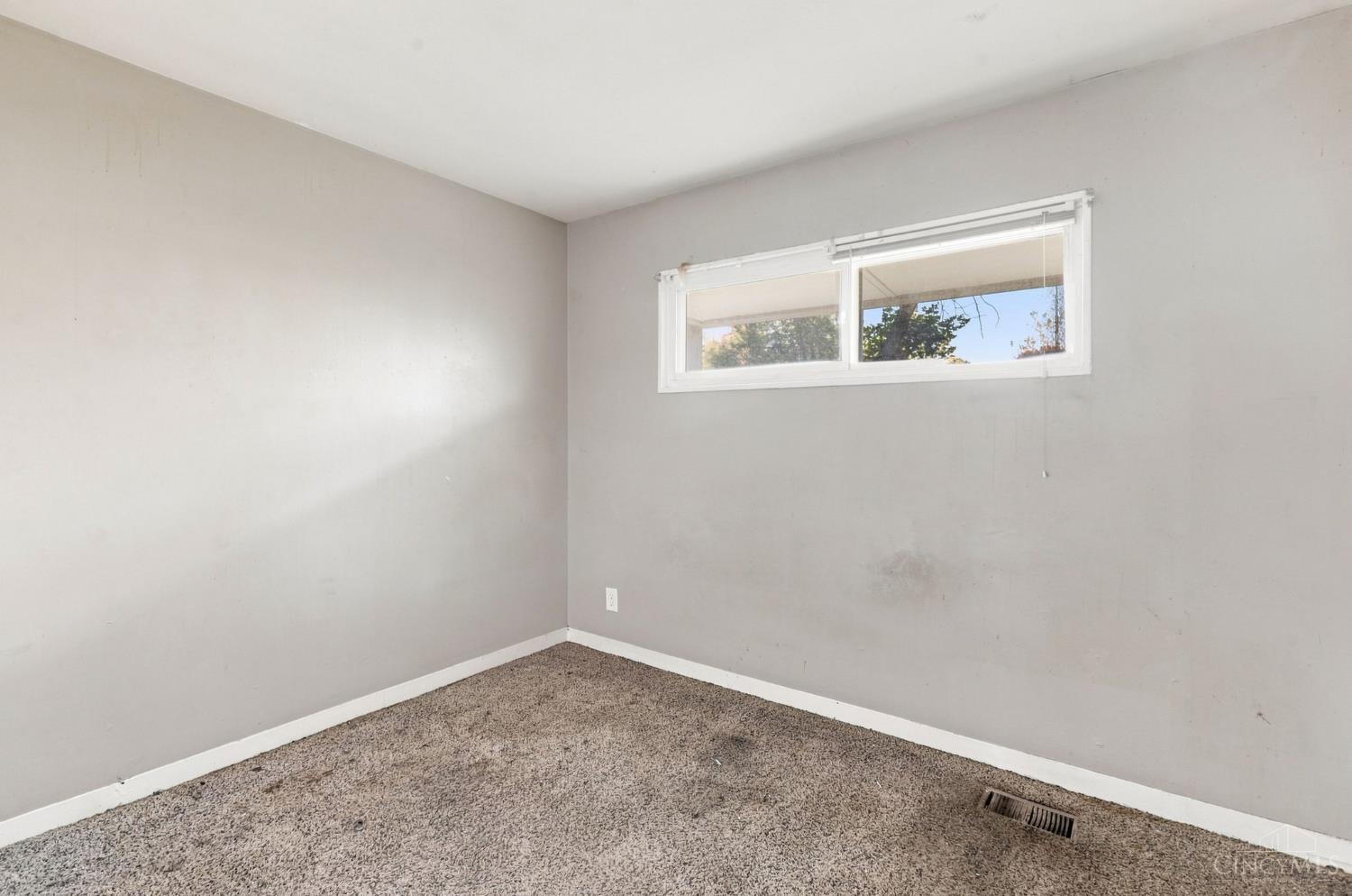 8769 Balboa Drive, Springfield Twp., OH, 45231 — photo 12