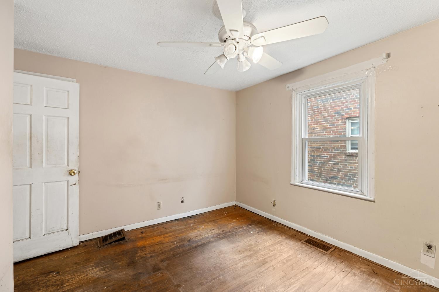 5204 Lillian Drive, Cincinnati, OH, 45237 — photo 15