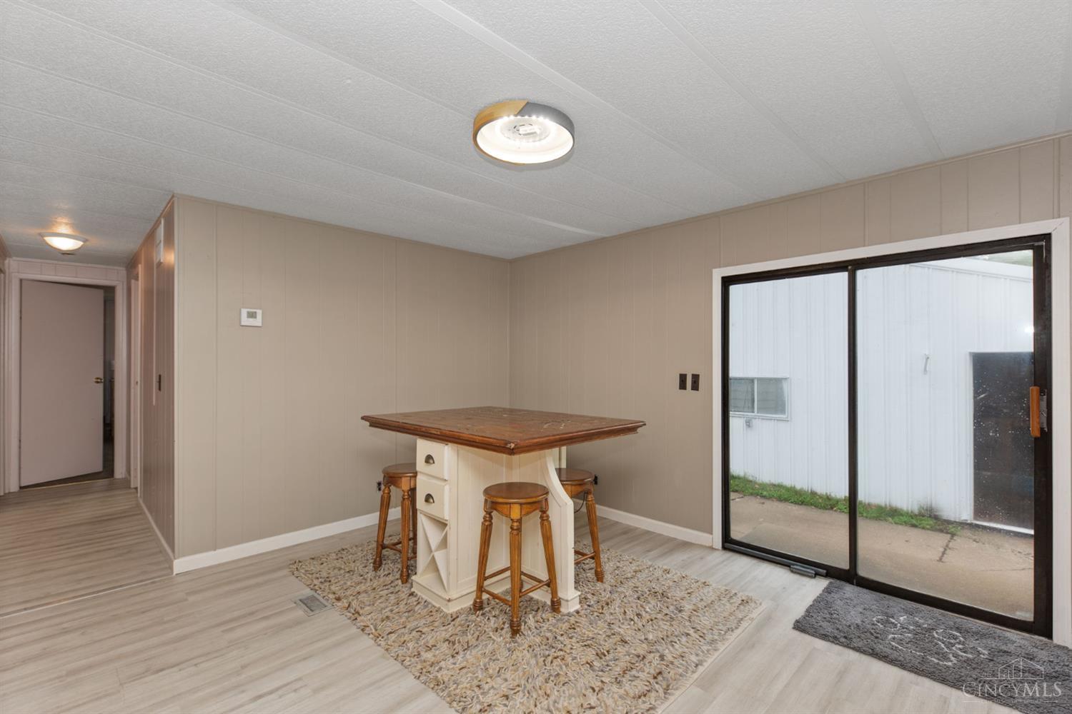 107 Thompson, Washington Twp, OH, 45171 — photo 13