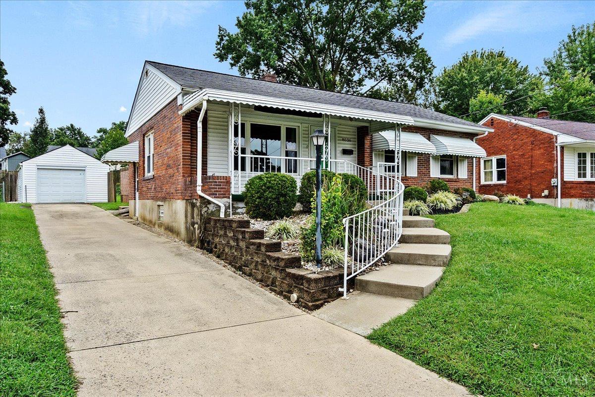Photo 2 of Single family home for sale at 8536 Donegal Dr, Sycamore Twp, OH 45236 | MLS# 1894708 | Listing updated on 2026-09-25