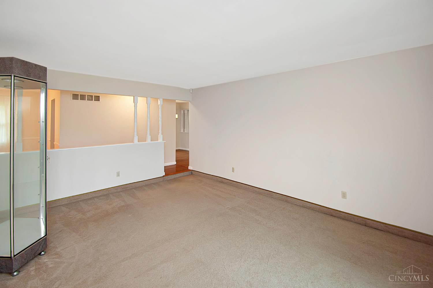 8044 Honeysuckle Lane, West Chester, OH, 45069 — photo 6