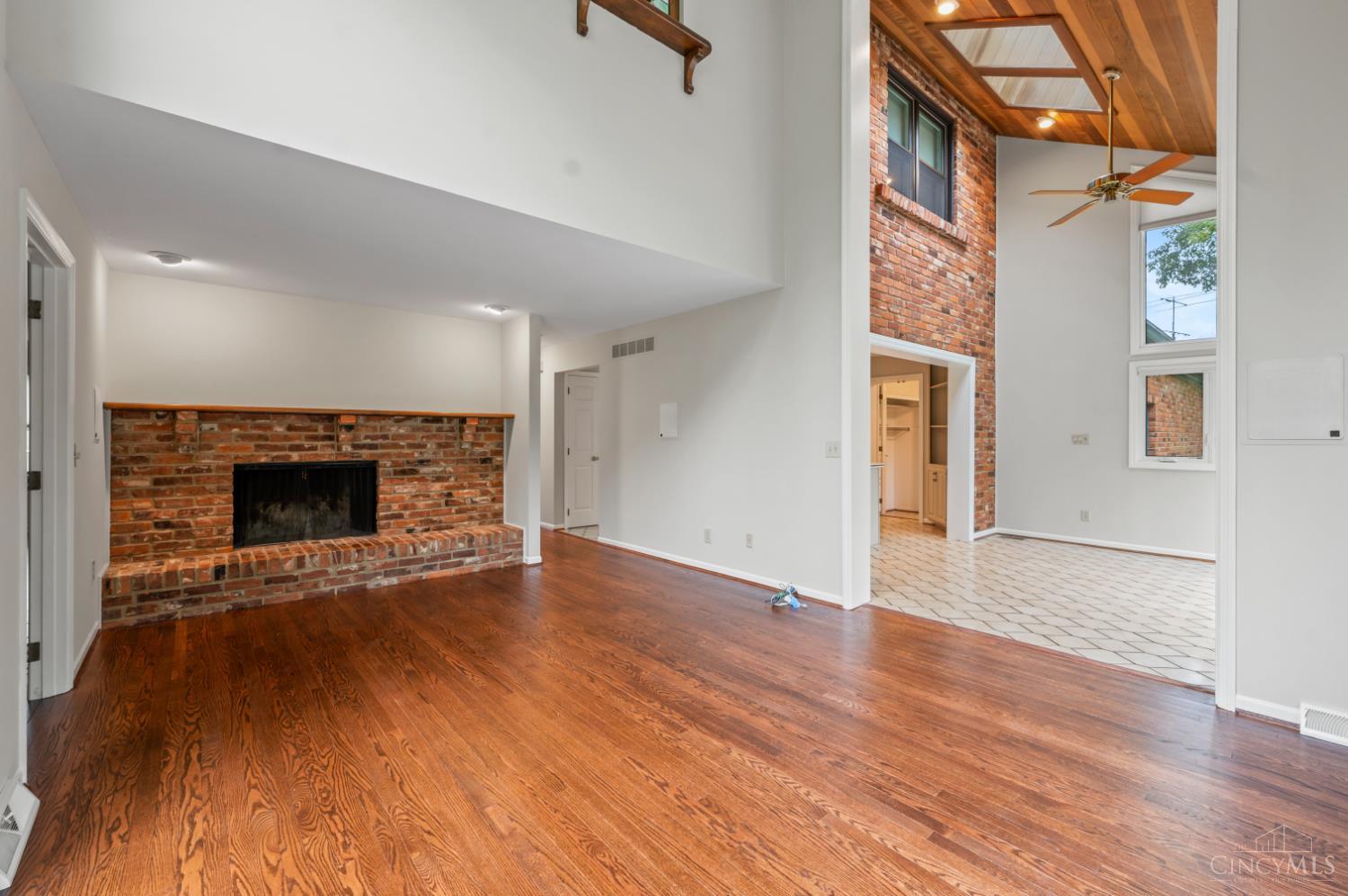 Photo 3 of Sale Pending at 7044 Driftwood Ln, West Chester, OH 45241 | MLS# 1894586 | Listing updated on 2026-09-28