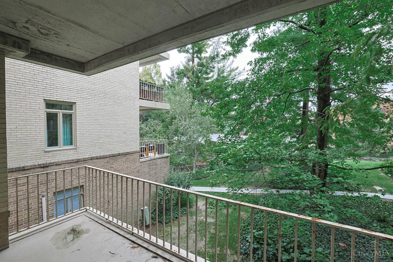 2376 Madison Road #37, Cincinnati, OH, 45208 — photo 18