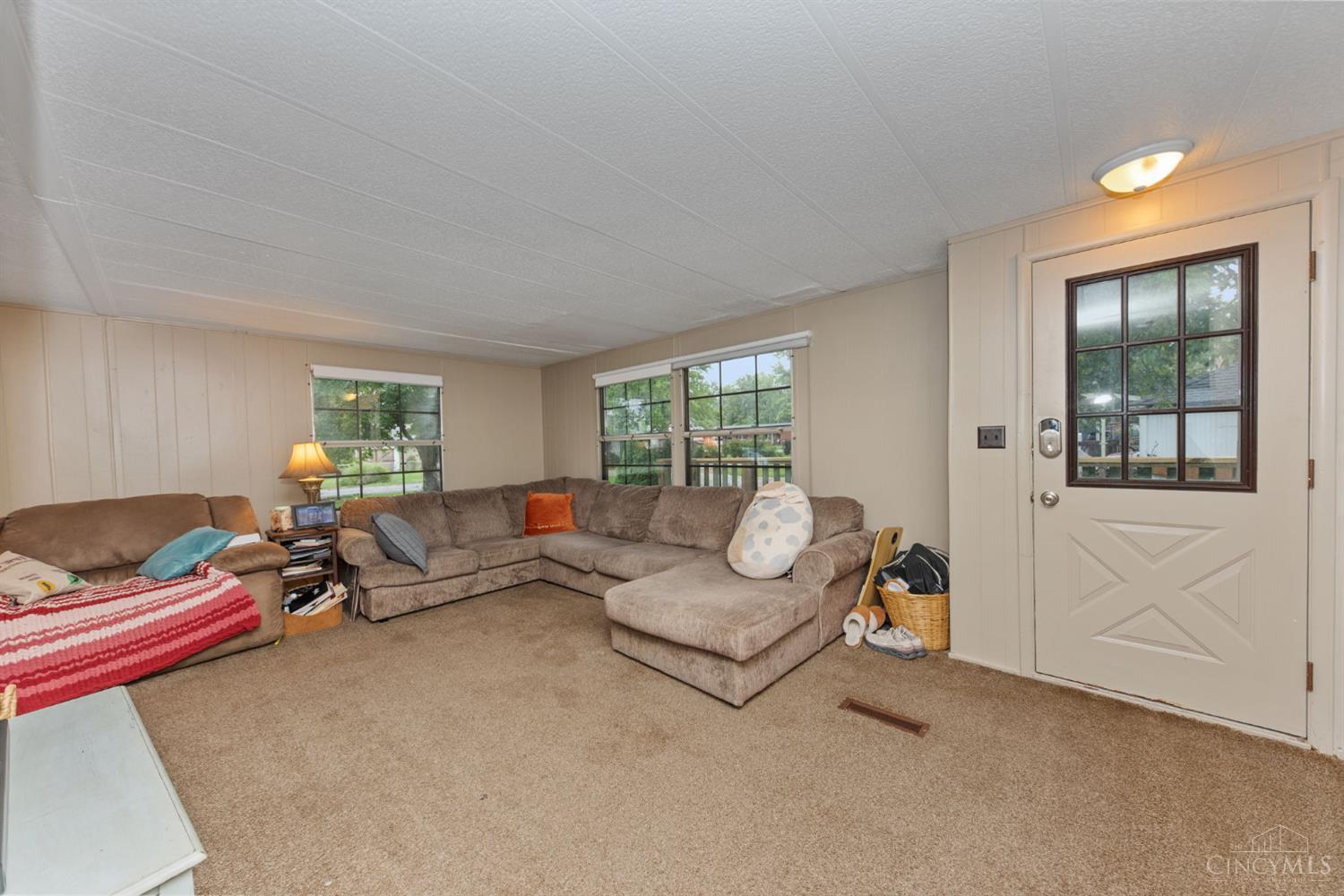 107 Thompson, Washington Twp, OH, 45171 — photo 11