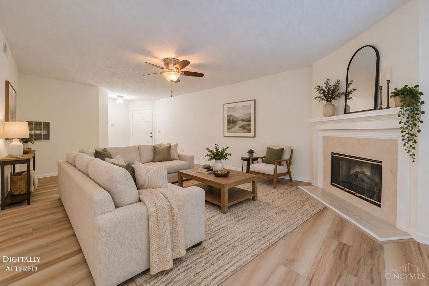 Photo 4 of Townhouse for sale at 4320 Crystal Ct #202, Mason, OH 45040 | MLS# 1894783 | Listing updated on 2026-09-30