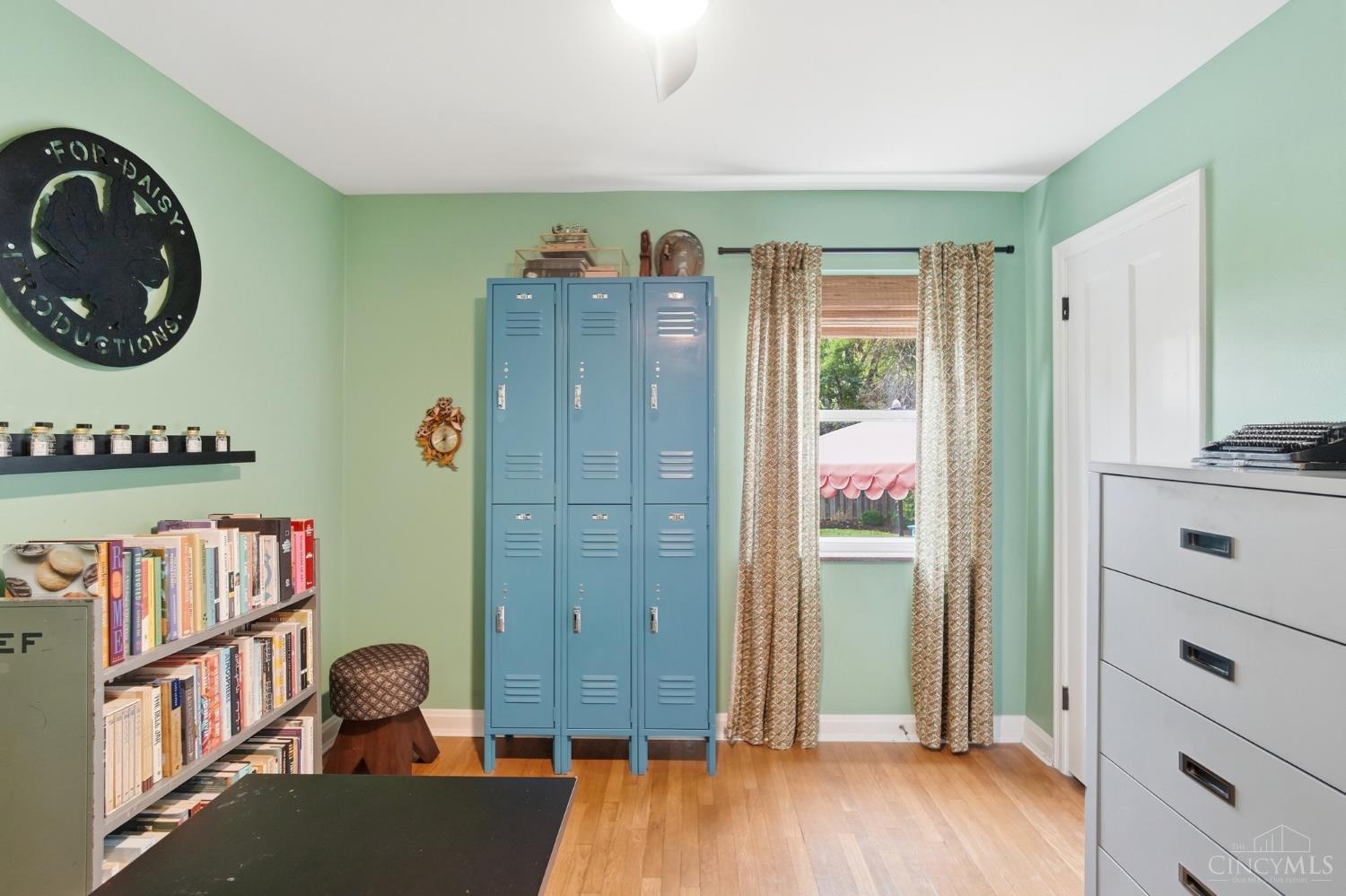 6974 Cambridge Avenue, Mariemont, OH, 45227 — photo 23