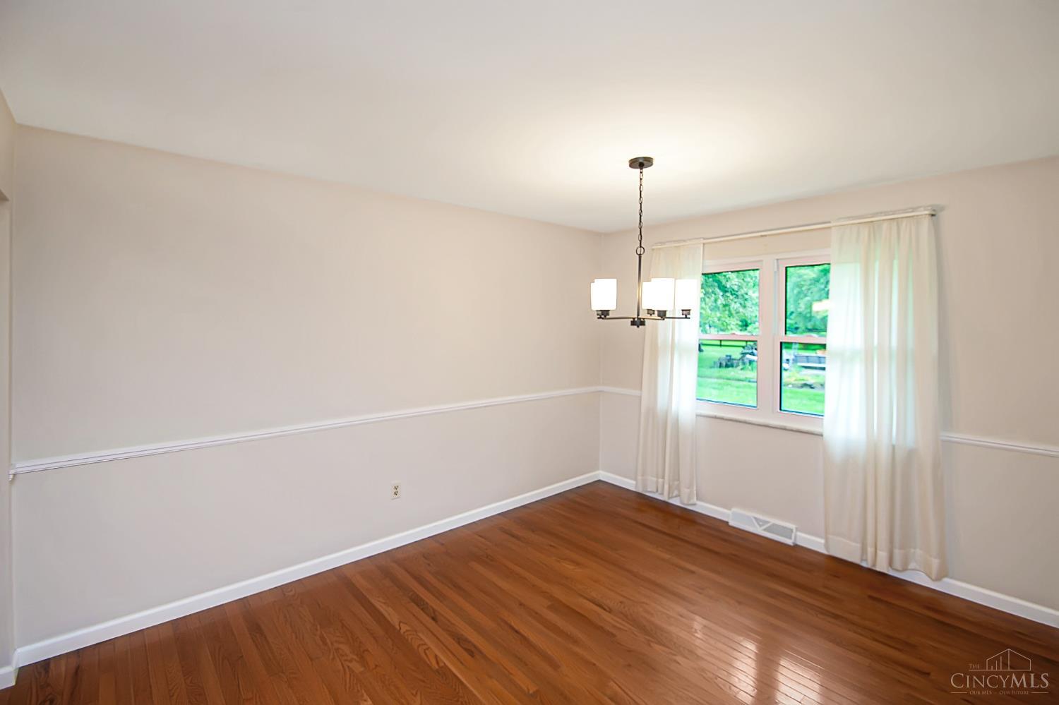 8044 Honeysuckle Lane, West Chester, OH, 45069 — photo 15