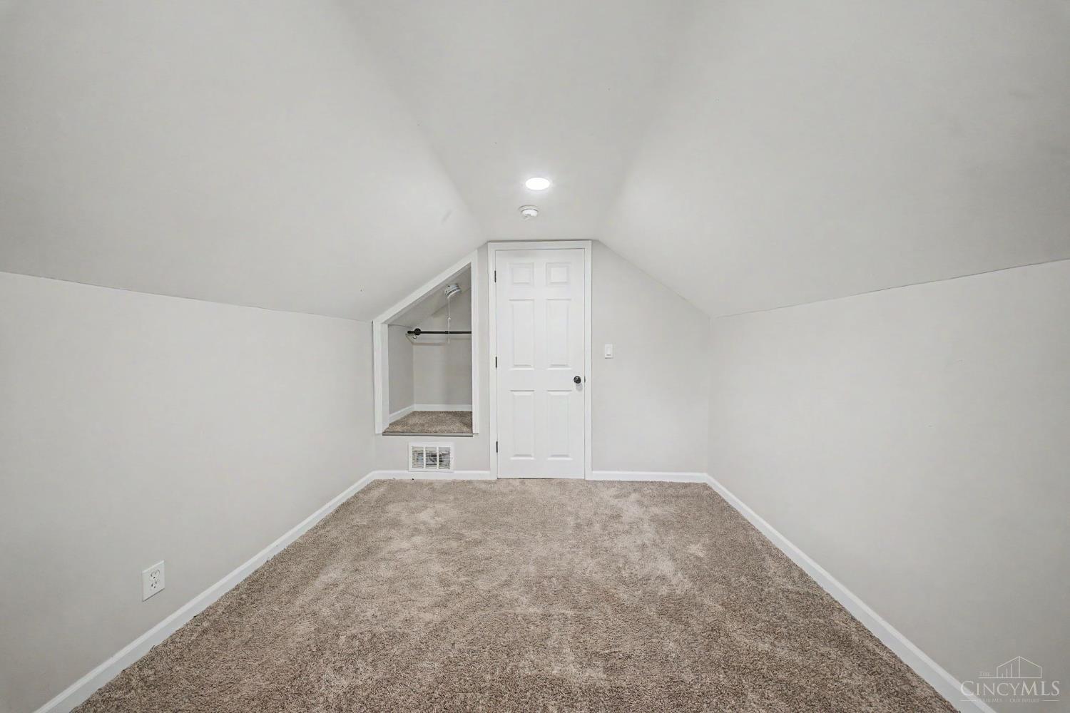 3236 Vittmer Ave, Cincinnati, OH, 45238 — photo 18