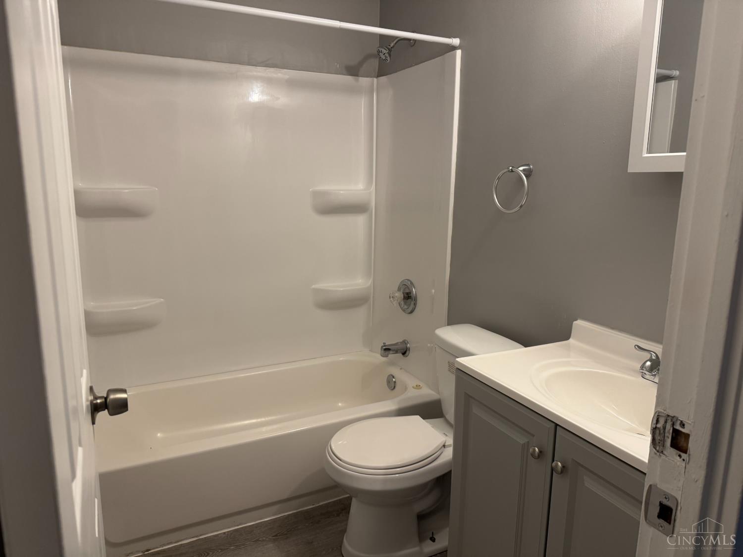 2431 Mustang Drive #14, Cincinnati, OH, 45211 — photo 8