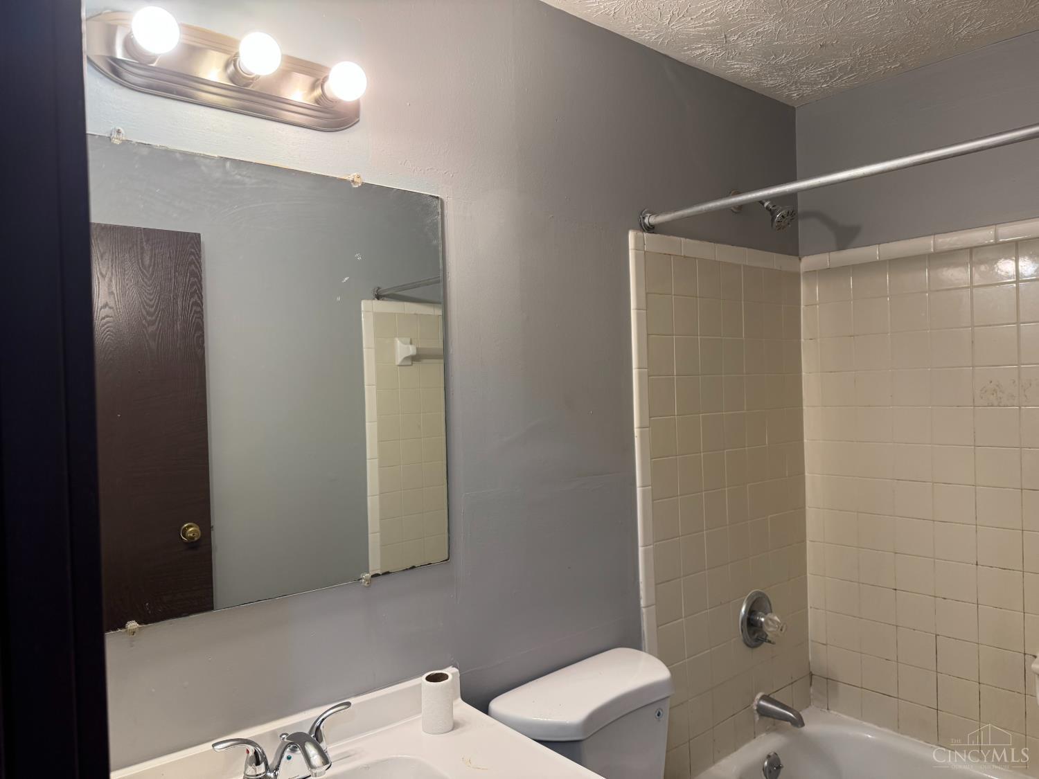 2431 Mustang Drive #15, Cincinnati, OH, 45211 — photo 11