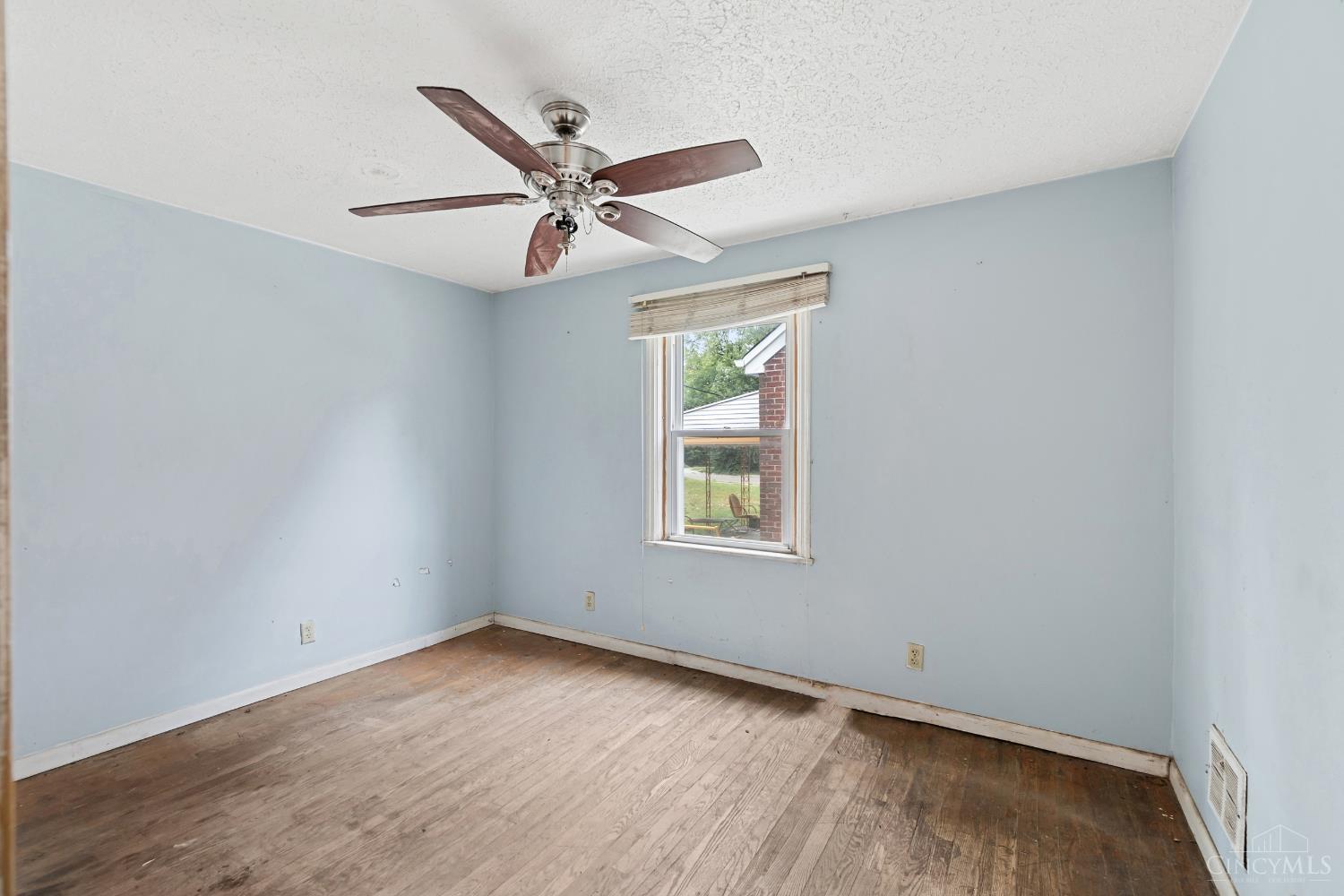 5204 Lillian Drive, Cincinnati, OH, 45237 — photo 11
