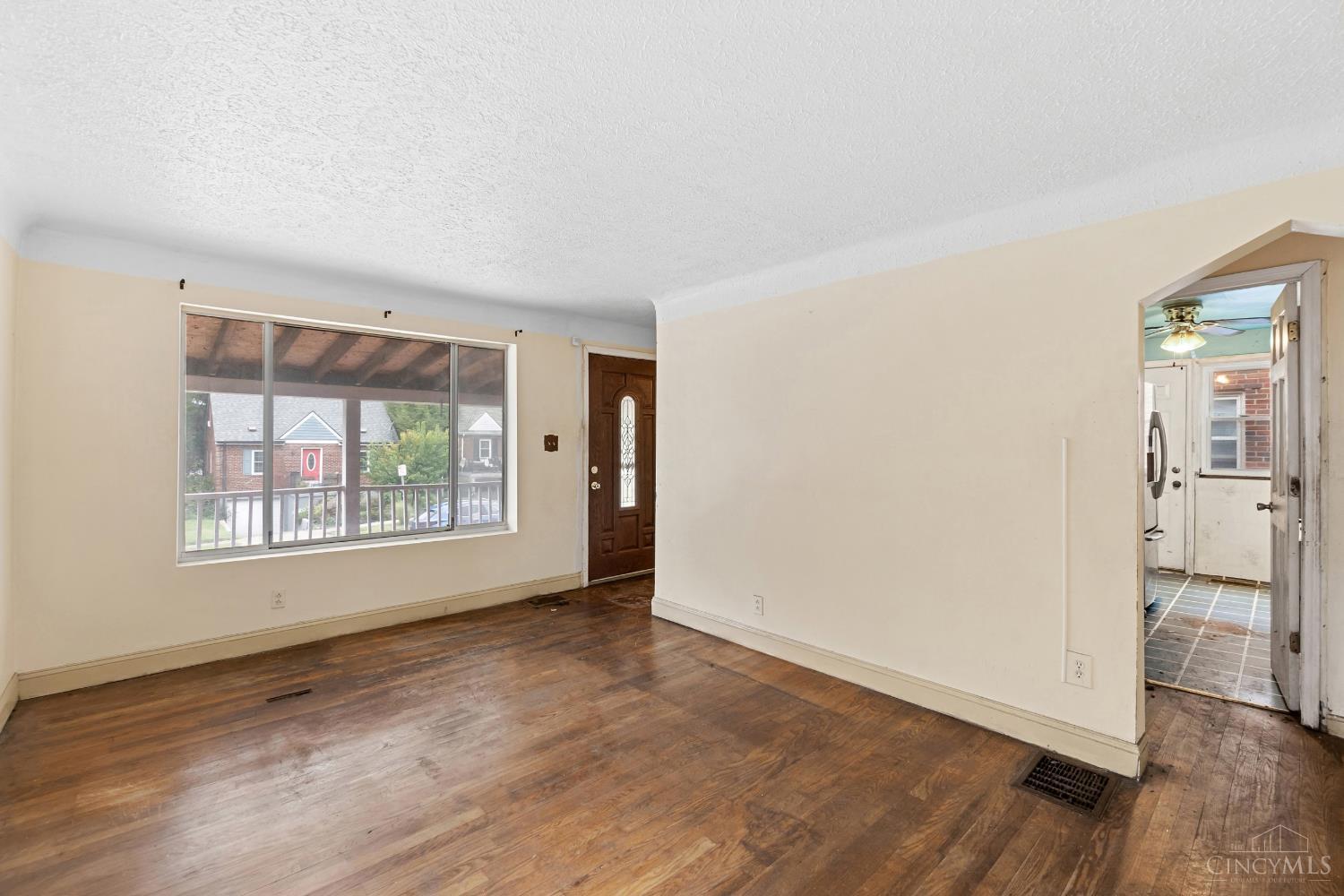 5204 Lillian Drive, Cincinnati, OH, 45237 — photo 5