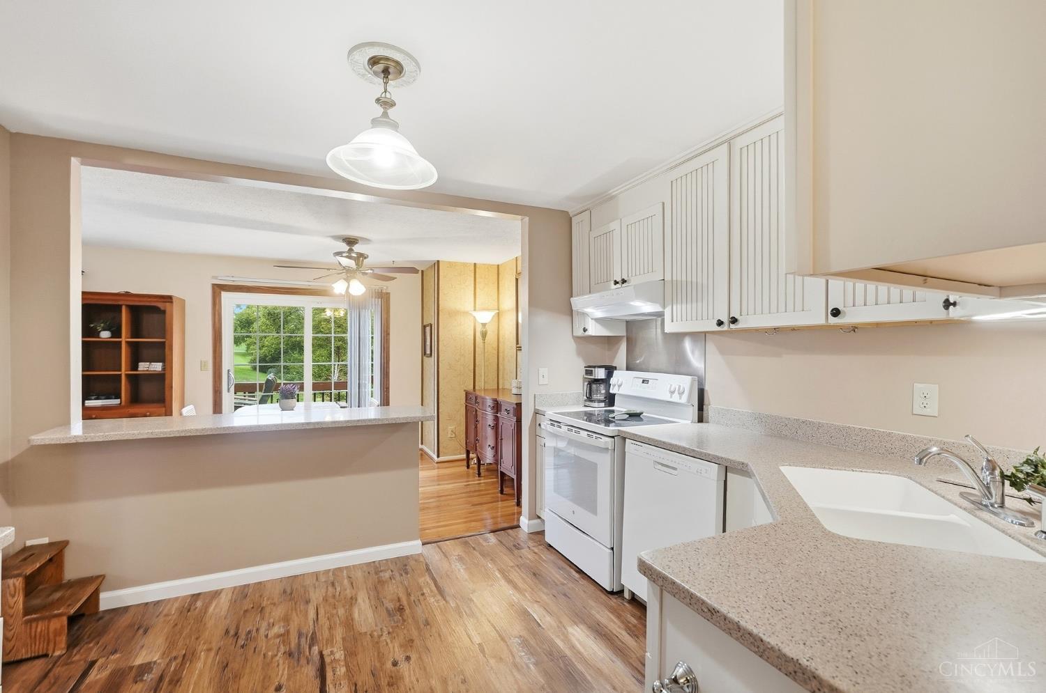 301 Heather View, Batavia Twp, OH, 45103 — photo 13