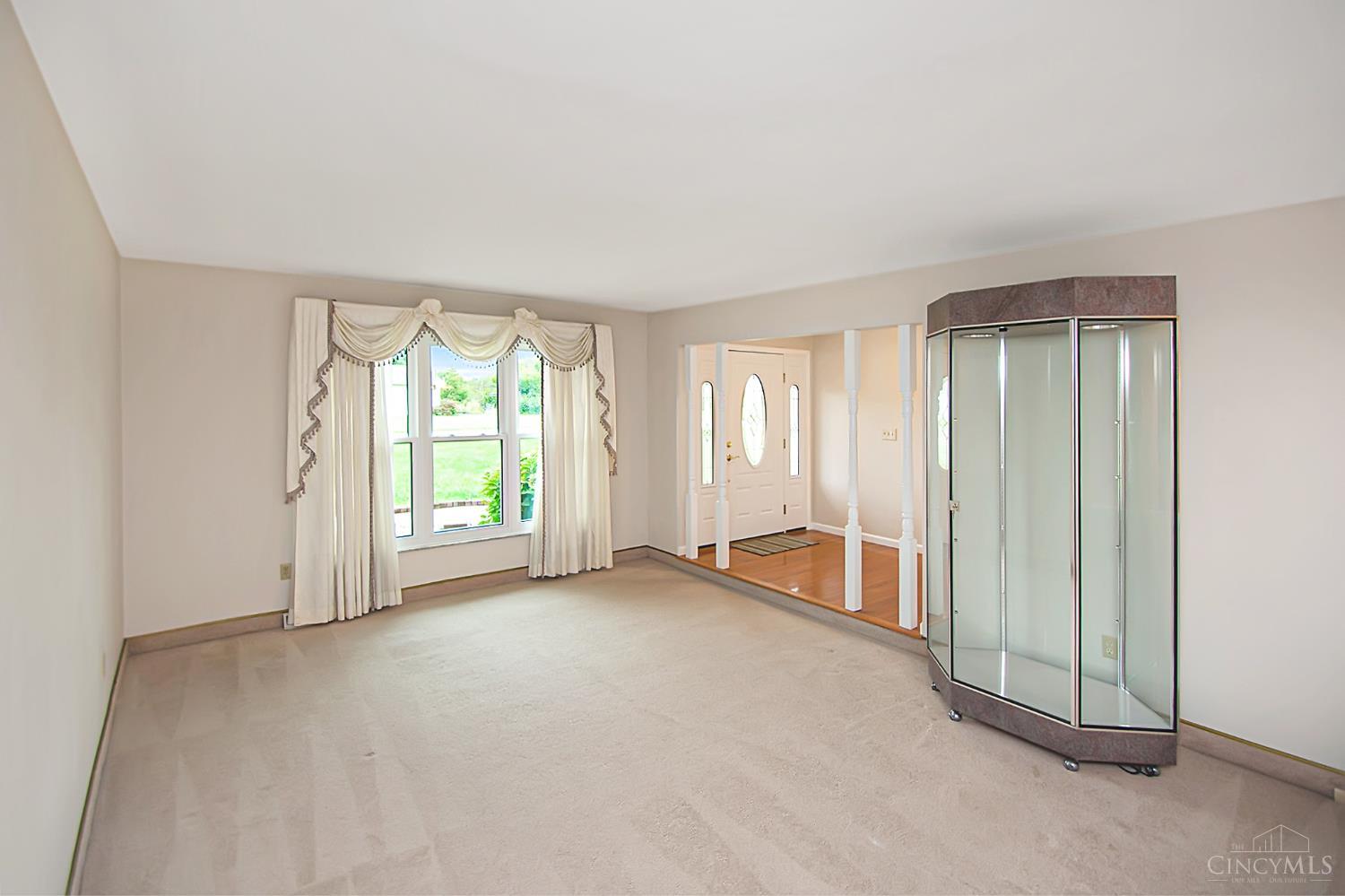 8044 Honeysuckle Lane, West Chester, OH, 45069 — photo 8