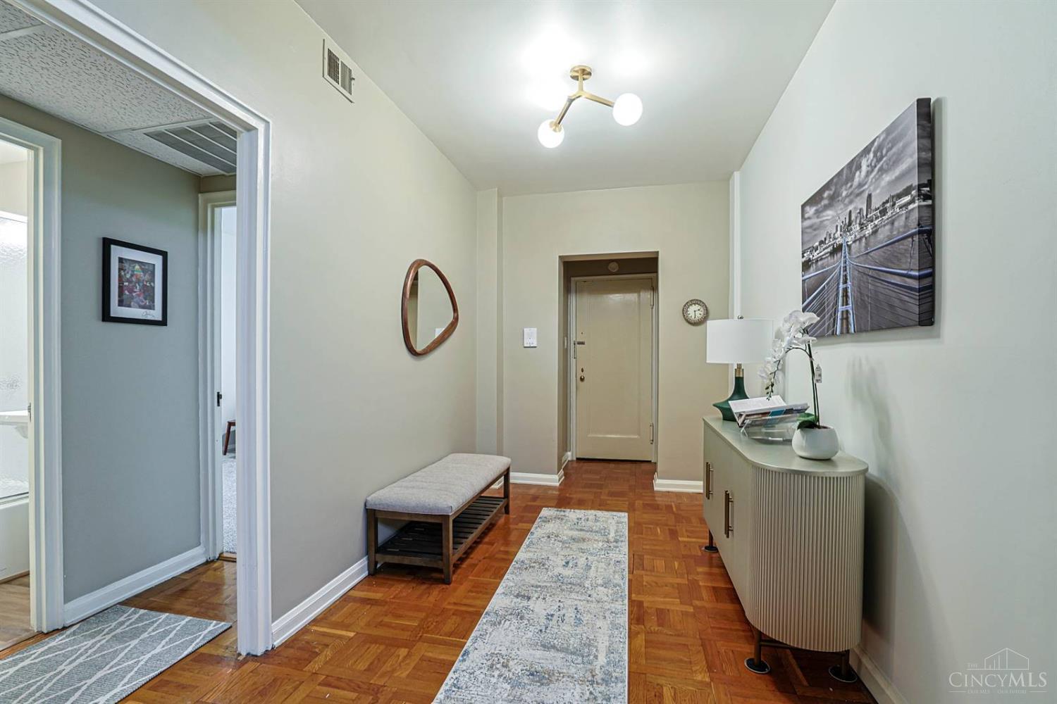 2376 Madison Road #37, Cincinnati, OH, 45208 — photo 4