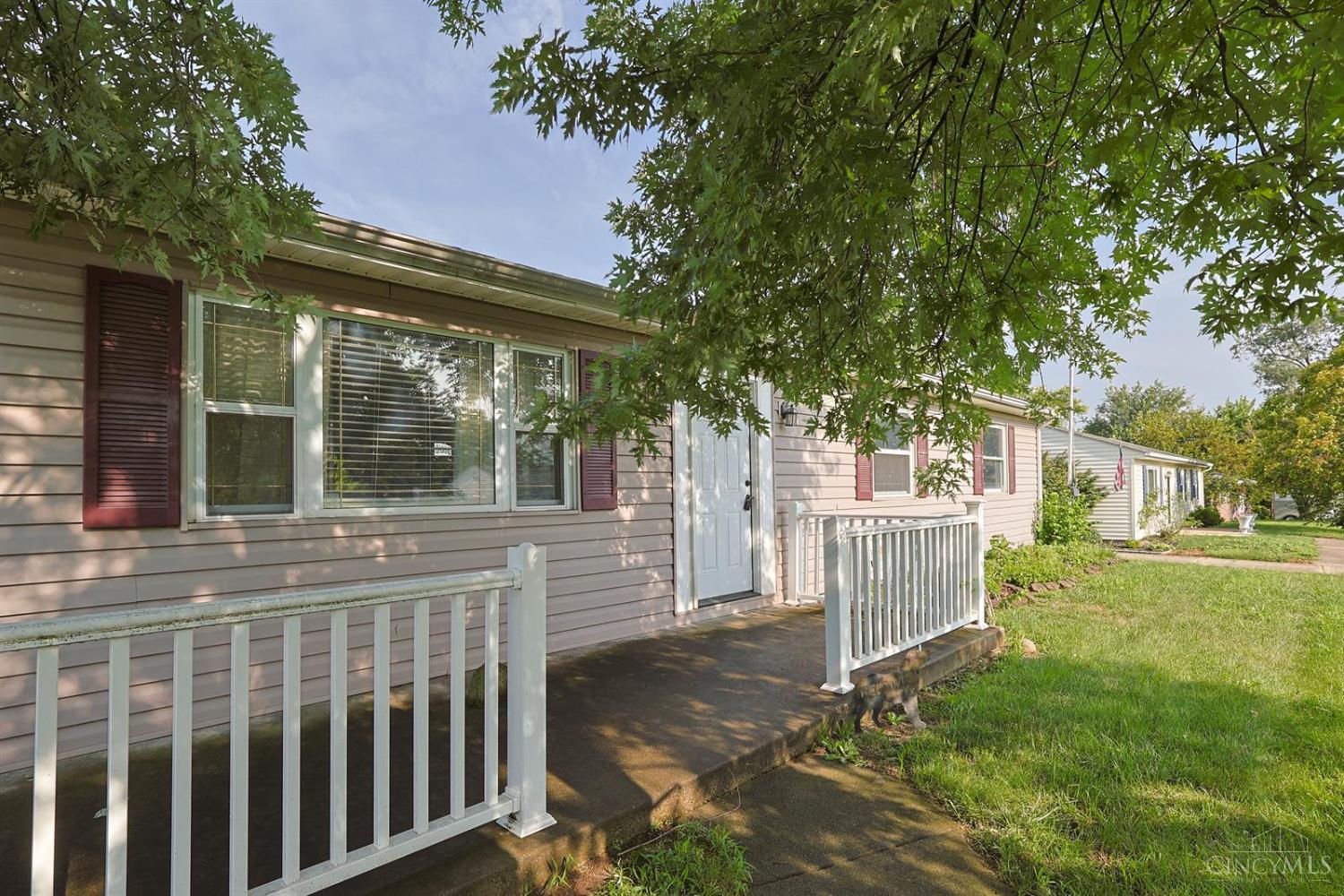 Photo 3 of Sale Pending at 907 Arthur St, Trenton, OH 45067 | MLS# 1894820 | Listing updated on 2026-09-22