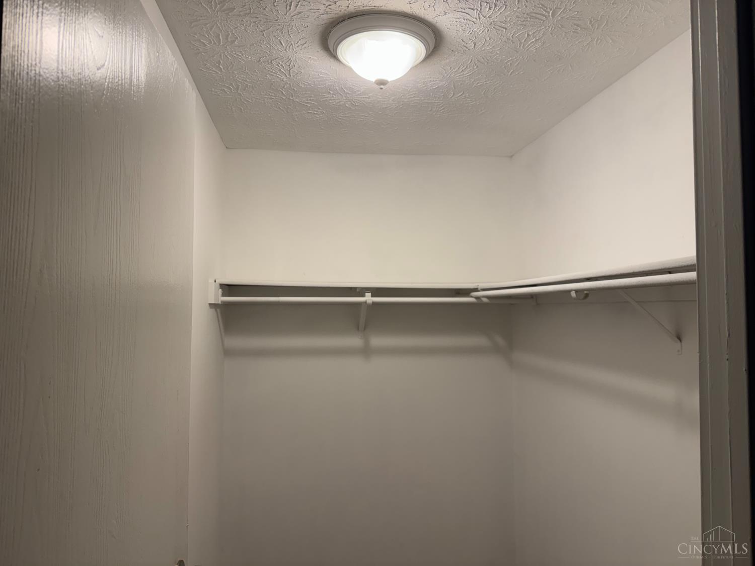 2431 Mustang Drive #14, Cincinnati, OH, 45211 — photo 13