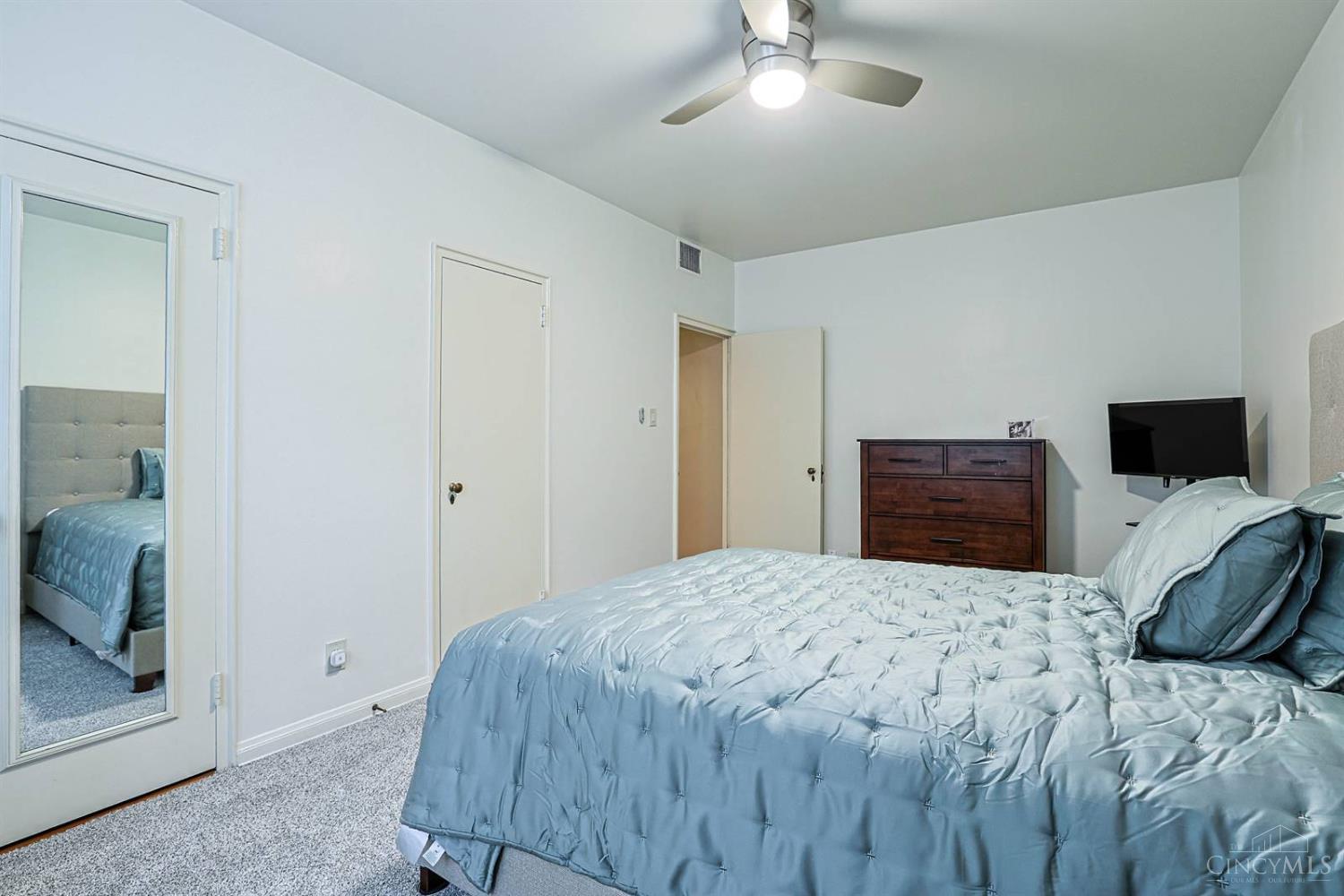 2376 Madison Road #37, Cincinnati, OH, 45208 — photo 13
