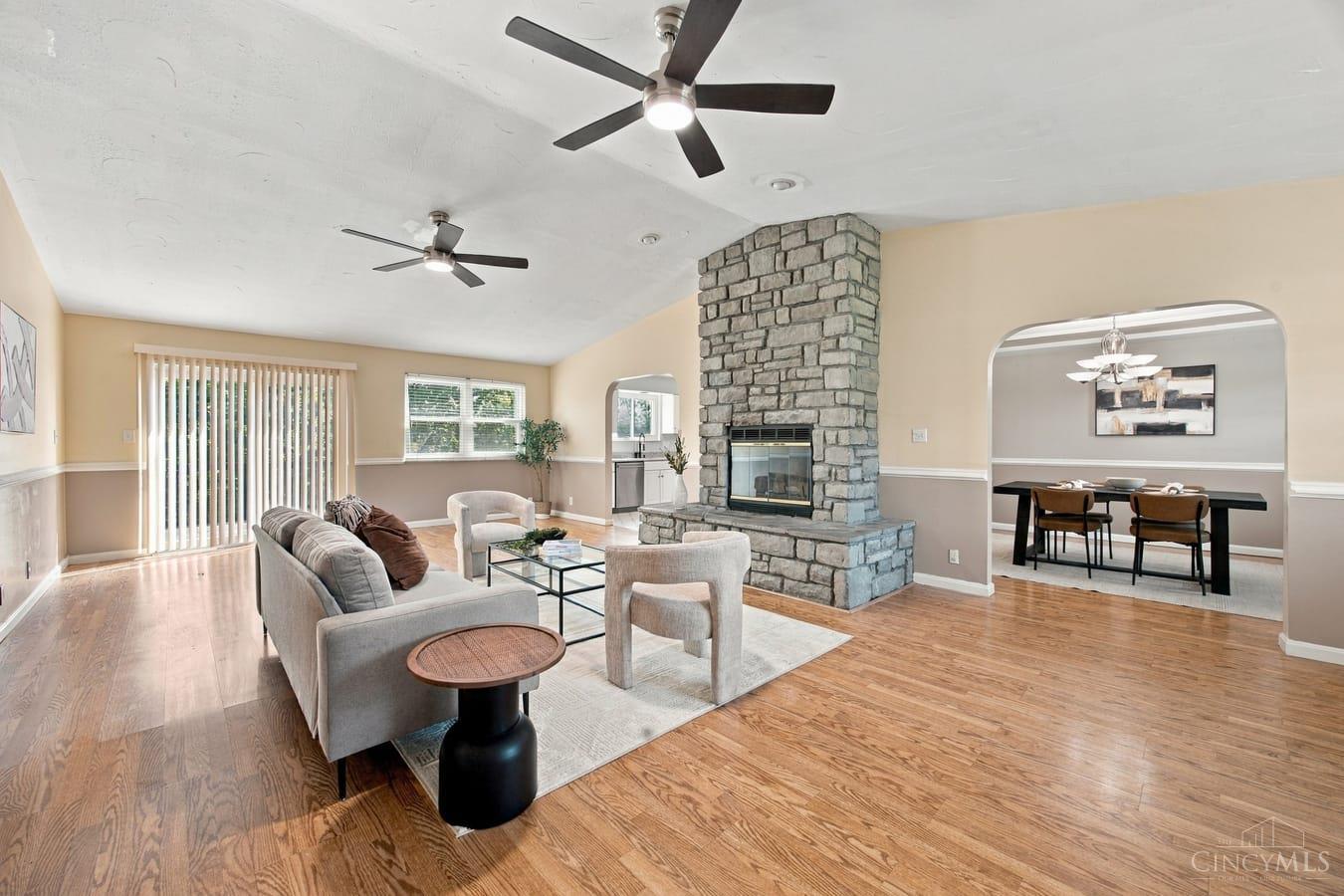 6831 Perinwood Drive, Green Twp, OH, 45248 — photo 7