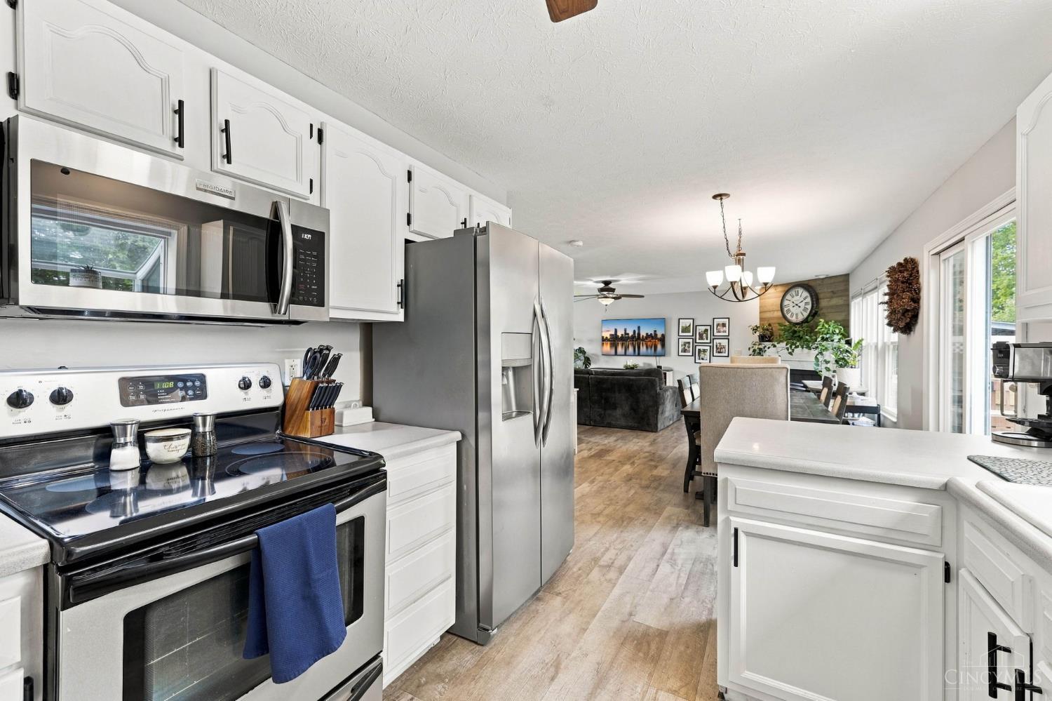 221 Clearbrook Drive, Franklin, OH, 45005 — photo 15