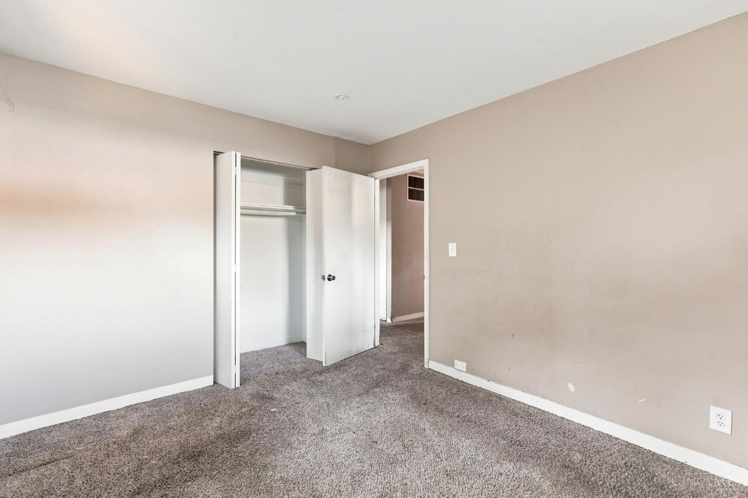 8769 Balboa Drive, Springfield Twp., OH, 45231 — photo 11