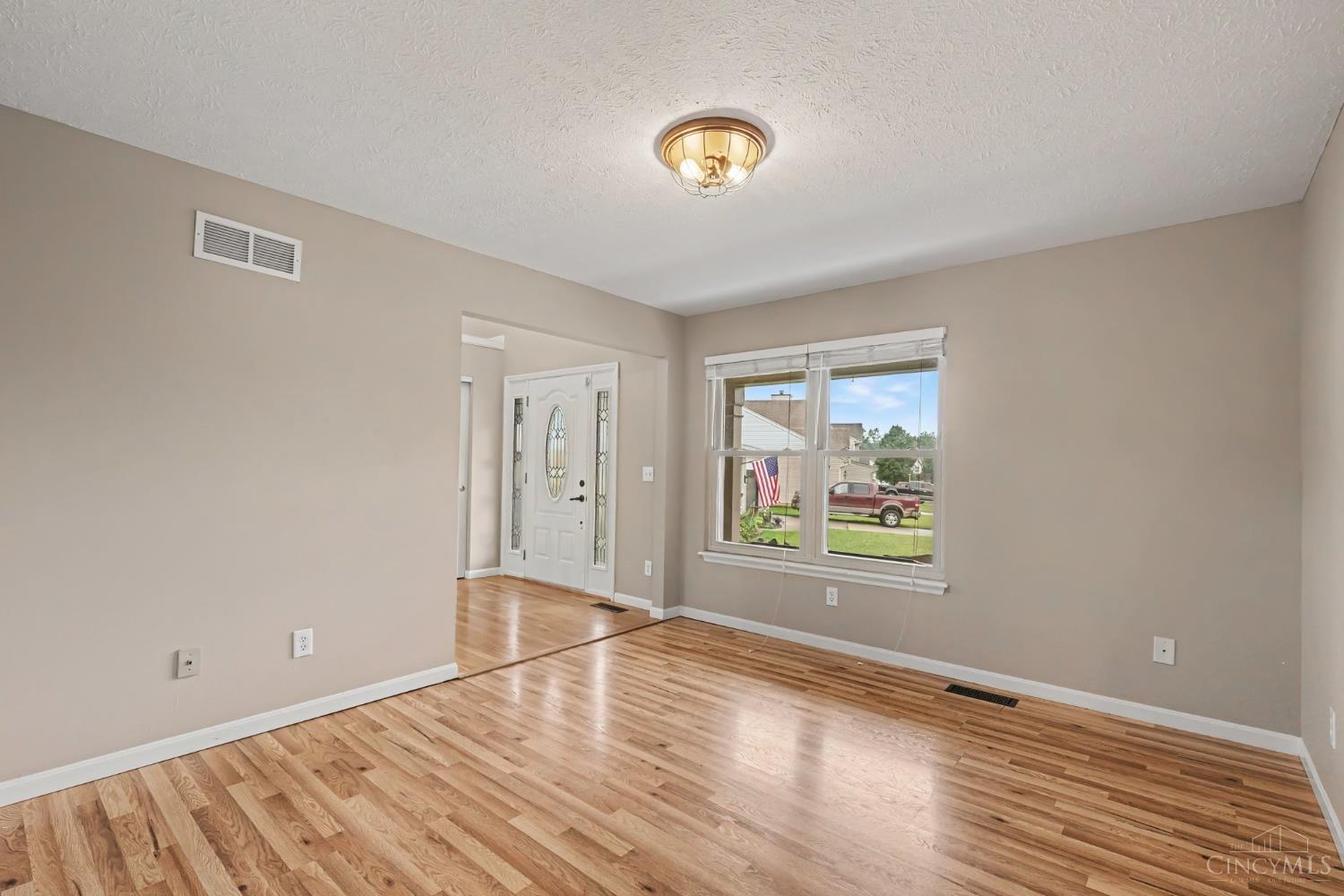 125 Fawn Drive, Harrison, OH, 45030 — photo 4