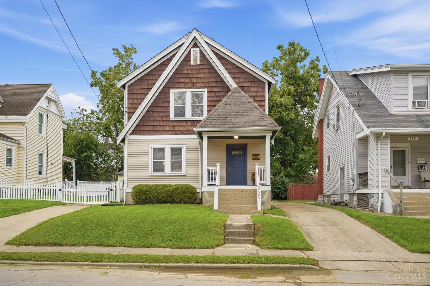 Photo 1 of Single family home for sale at 3909 Ivanhoe Ave, Norwood, OH 45212 | MLS# 1894901 | Listing updated on 2026-09-25