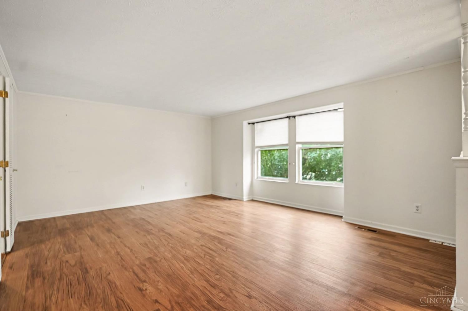 Photo 3 of Sale Pending at 1024 Stratford Ct, Loveland, OH 45140 | MLS# 1895011 | Listing updated on 2026-09-28