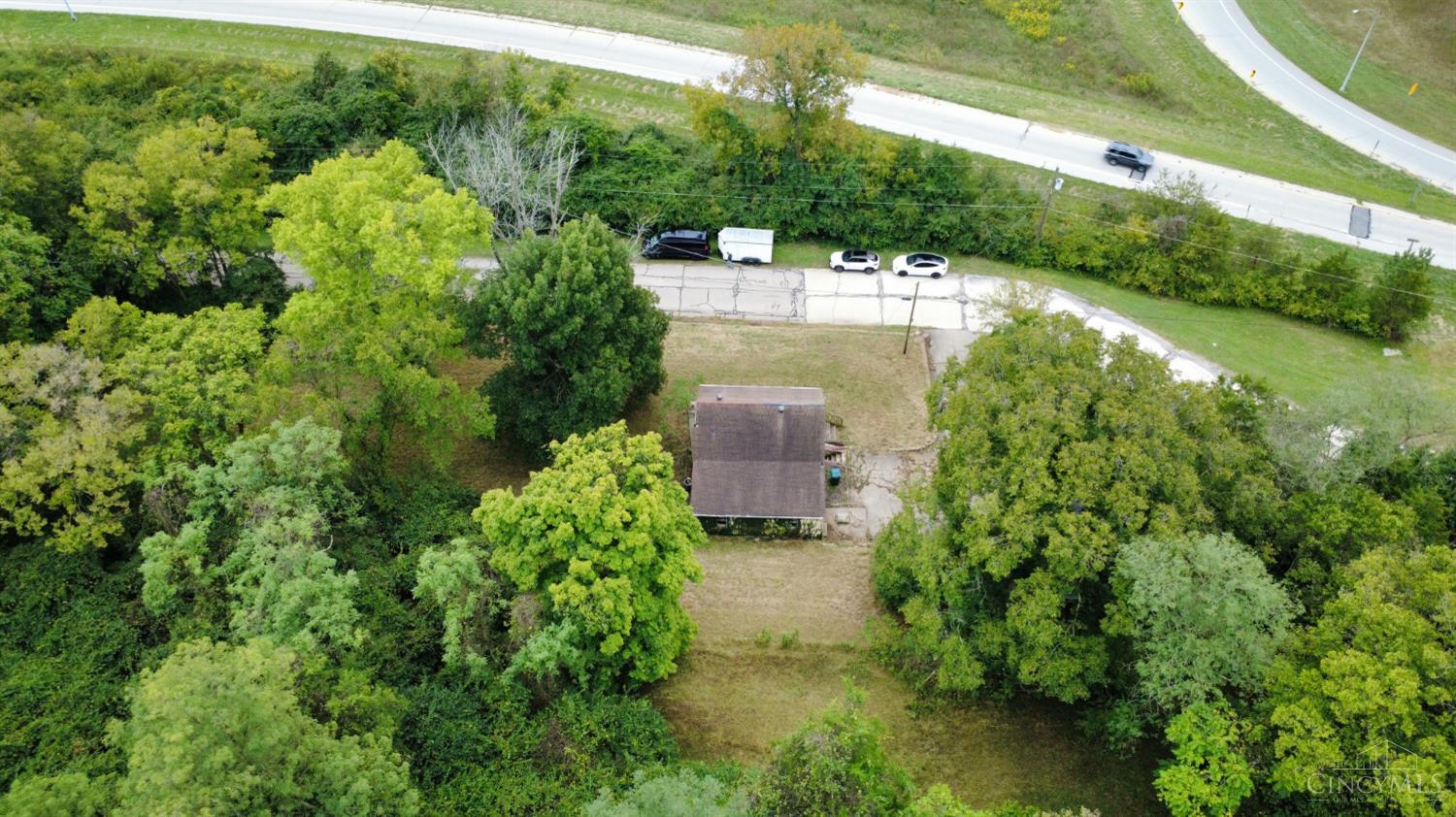 Photo 3 of Single family home for sale at 6920 Old Kellogg Rd, Anderson Twp, OH 45230 | MLS# 1895005 | Listing updated on 2026-09-27