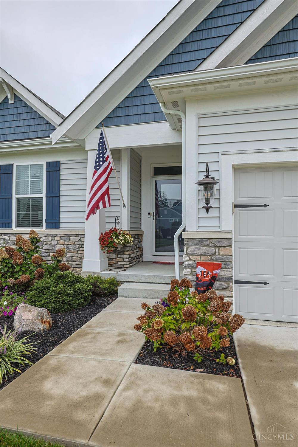 Photo 3 of Single family home for sale at 820 Leeward Ct, Turtle Creek Twp, OH 45036 | MLS# 1894576 | Listing updated on 2026-10-05