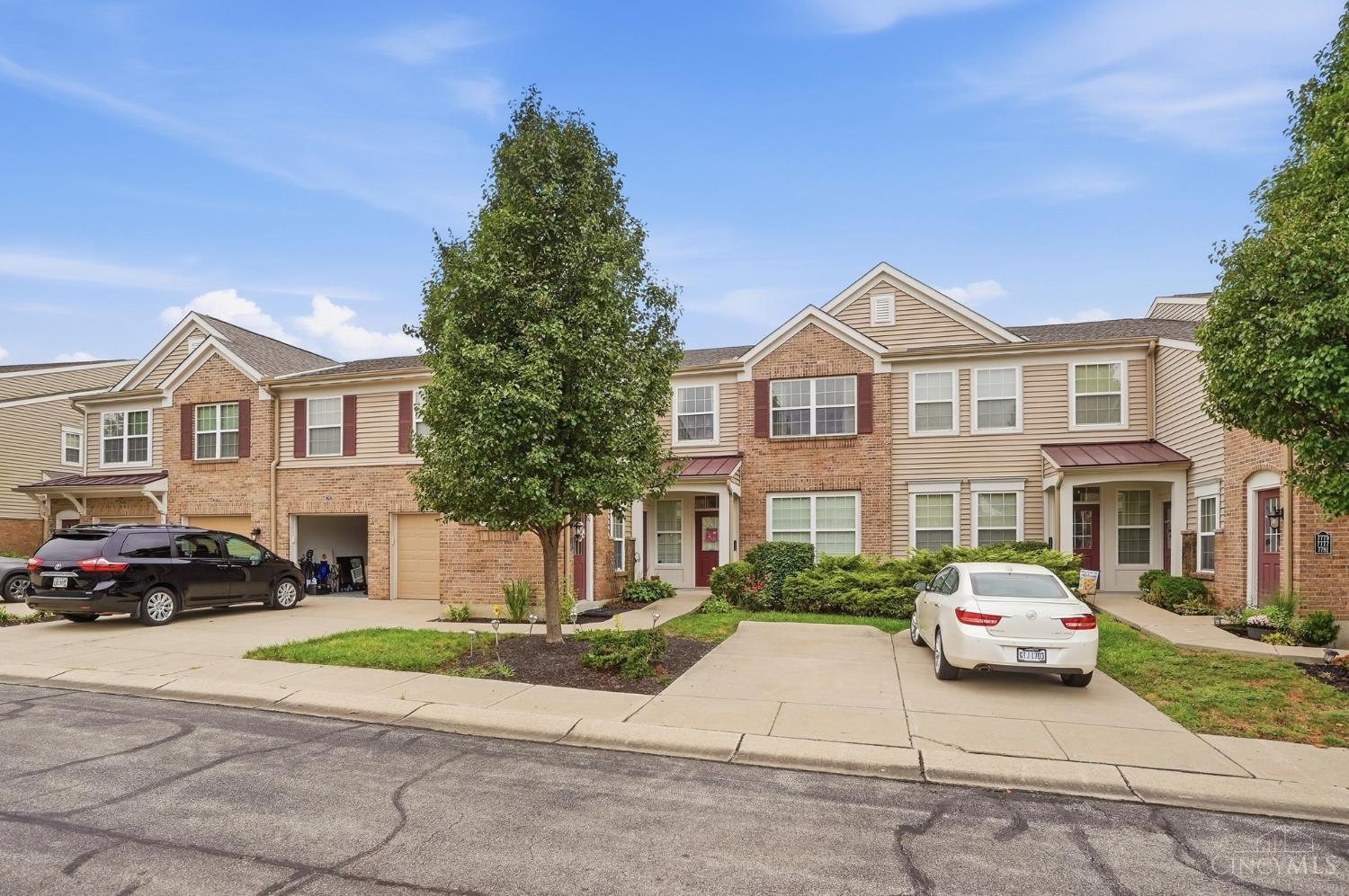 Photo 3 of Condo for sale at 7771 Skyview Cir, Green Twp, OH 45248 | MLS# 1894625 | Listing updated on 2026-09-23