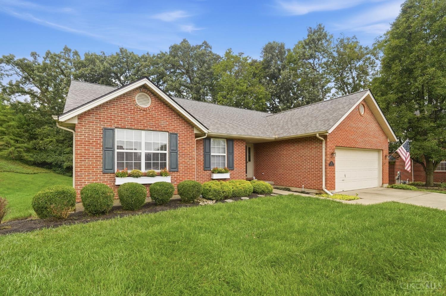 Photo 2 of Sale Pending at 25 Port Ct, Fairfield, OH 45014 | MLS# 1893788 | Listing updated on 2026-09-28