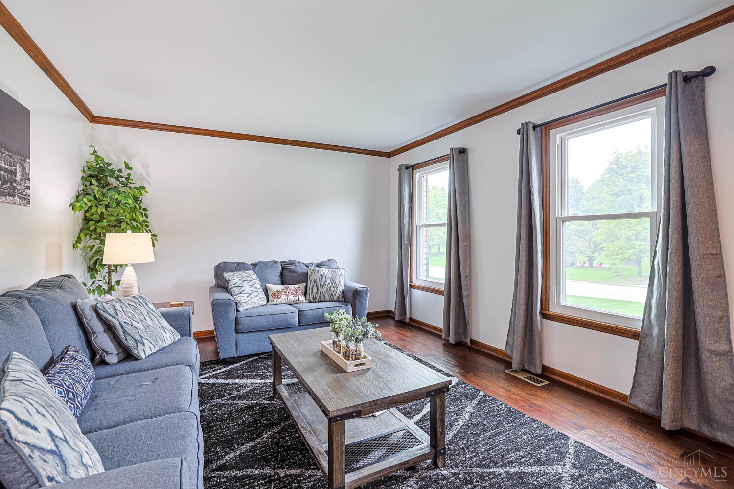 Photo 4 of Sale Pending at 6909 Windwood Dr, West Chester, OH 45241 | MLS# 1894898 | Listing updated on 2026-10-02
