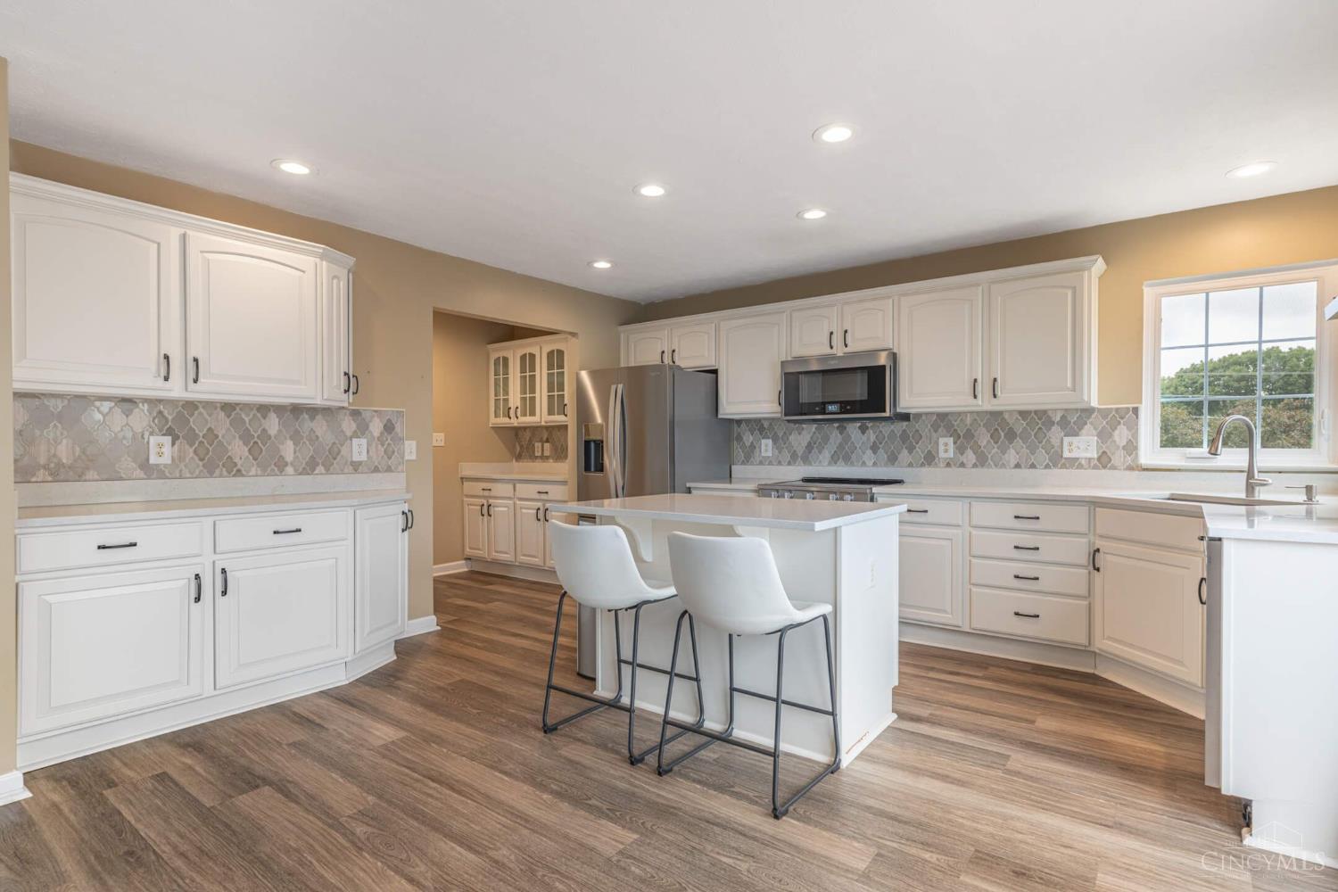 Photo 3 of Townhouse for sale at 3402 Yosemite Fls Rd, Deerfield Twp., OH 45039 | MLS# 1894880 | Listing updated on 2026-09-24