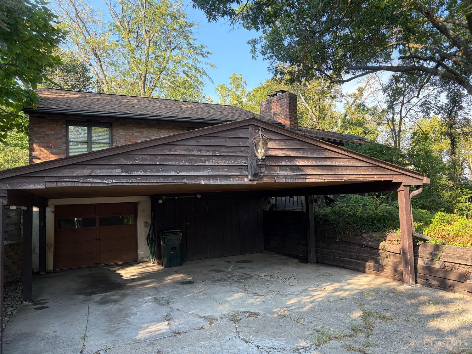 Photo 2 of Single family home for sale at 454 Beechtree Dr, Springfield Twp., OH 45224 | MLS# 1894913 | Listing updated on 2026-09-24