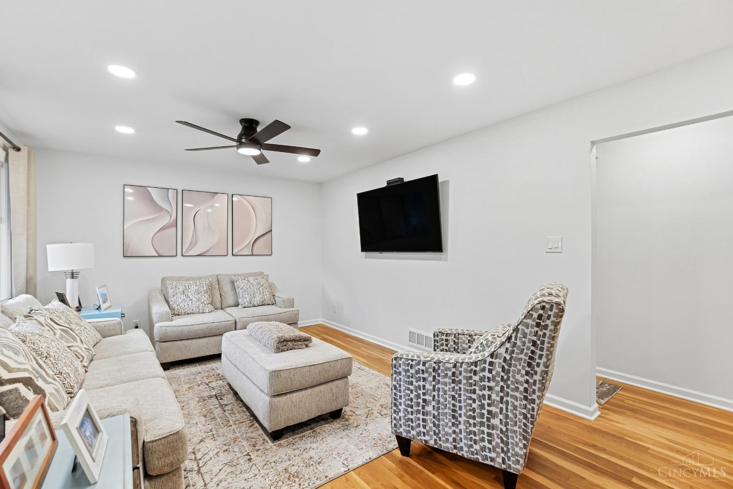 Photo 3 of Single family home for sale at 1432 Sigma Cir, Cincinnati, OH 45255 | MLS# 1894979 | Listing updated on 2026-09-24