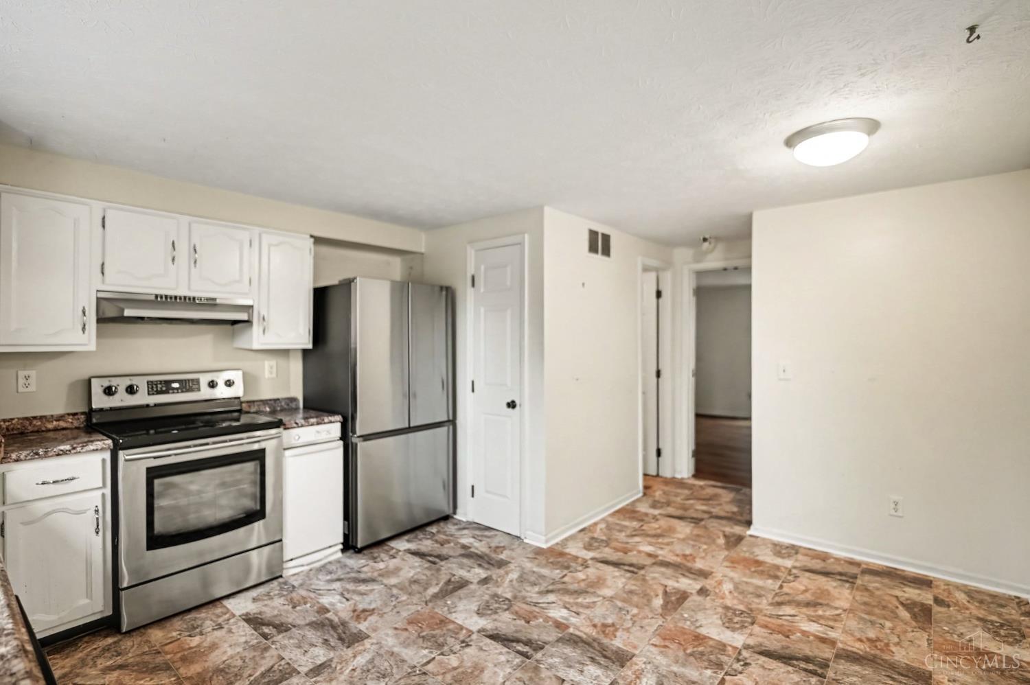 1024 Stratford Court, Loveland, OH, 45140