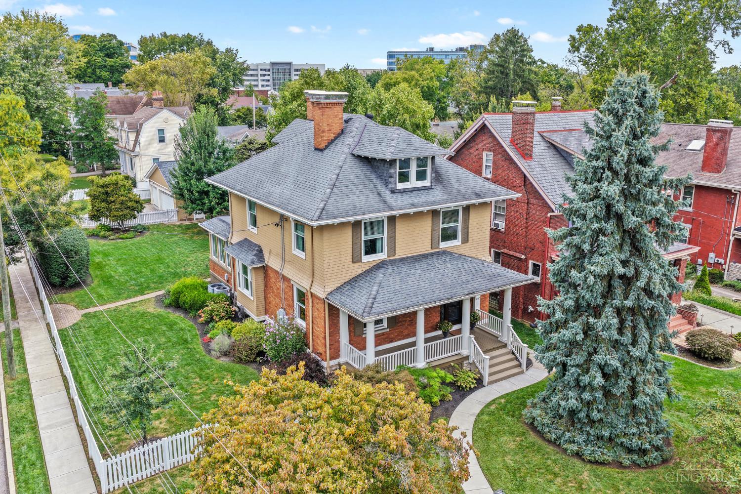 Photo 3 of Single family home for sale at 3783 Millsbrae Ave, Cincinnati, OH 45209 | MLS# 1894989 | Listing updated on 2026-09-24