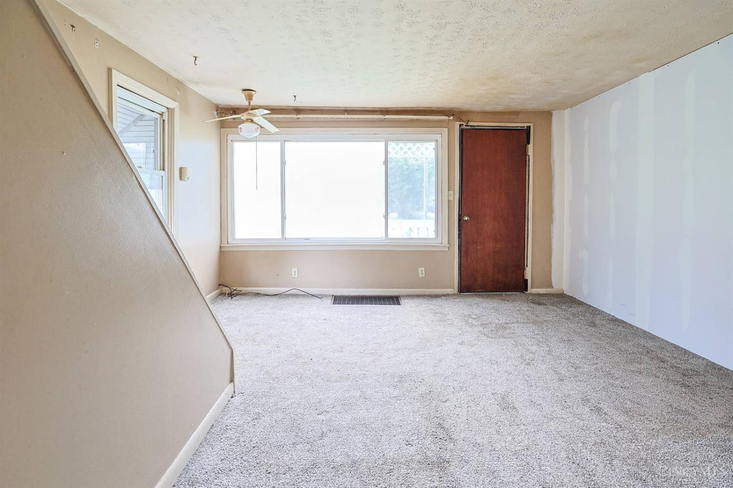 Photo 3 of Single family home for sale at 1081 Mckelvey Rd, Cincinnati, OH 45231 | MLS# 1894975 | Listing updated on 2026-09-23